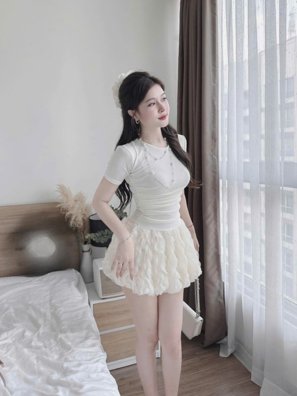 Váy Kem Ngọt Xòe Bay 3