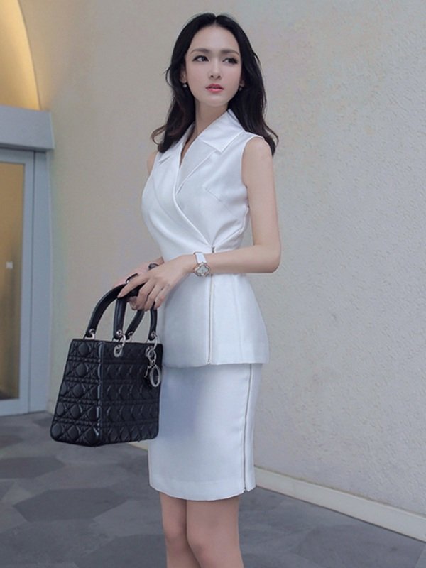 Set bộ thiết kế áo sát nách+ chân váy trắng sang trọng