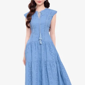 Đầm xòe xô thêu dáng dài màu xanh